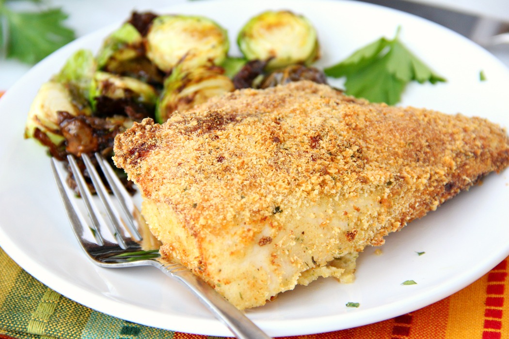 Air Fryer Parmesan Chicken - A mixture of Parmesan cheese and breadcrumbs make this chicken an easy and delicious meal the whole family will love!
