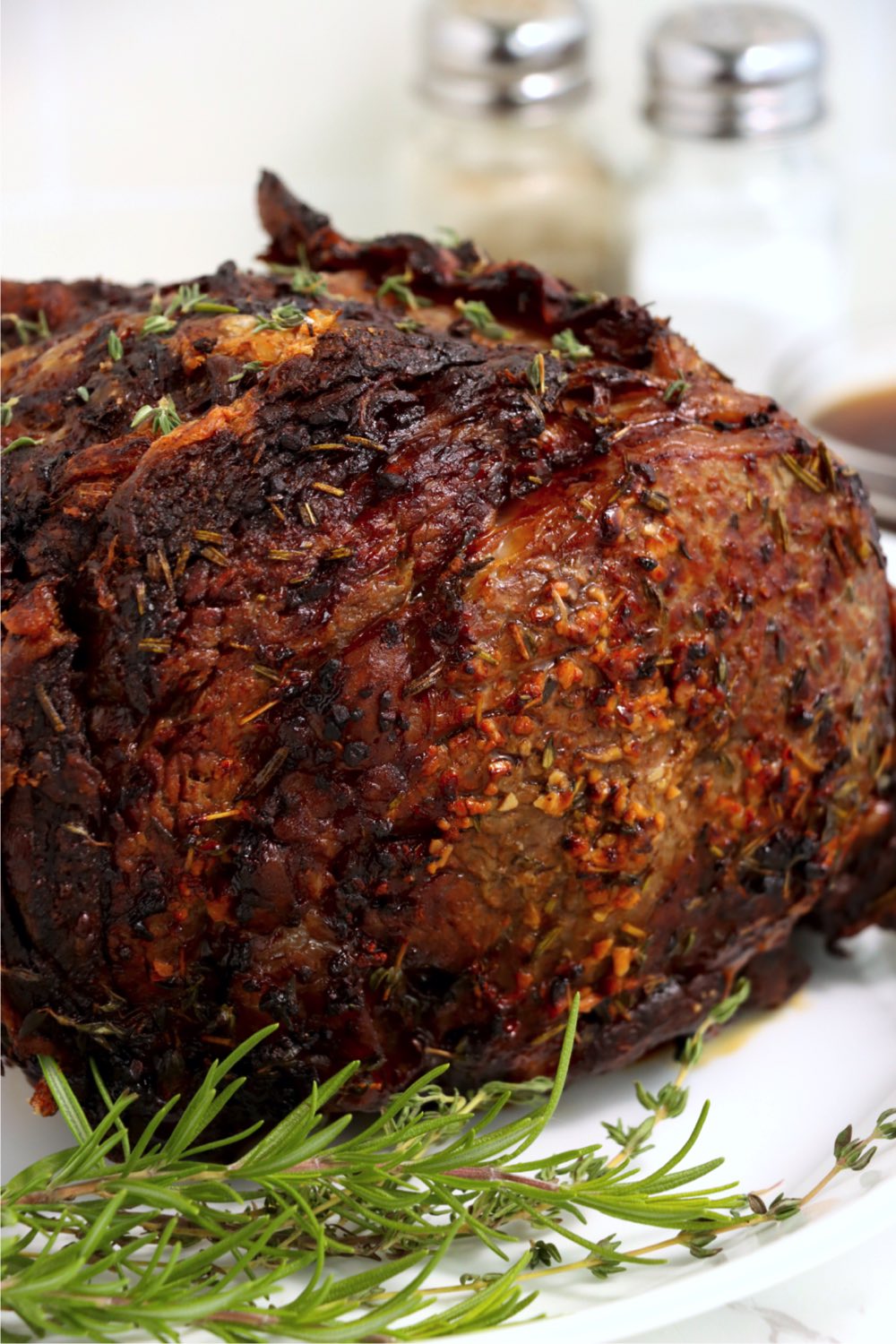full prime rib roast on a plate