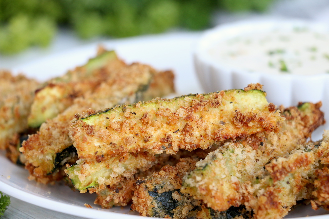Air fryer zucchini fries