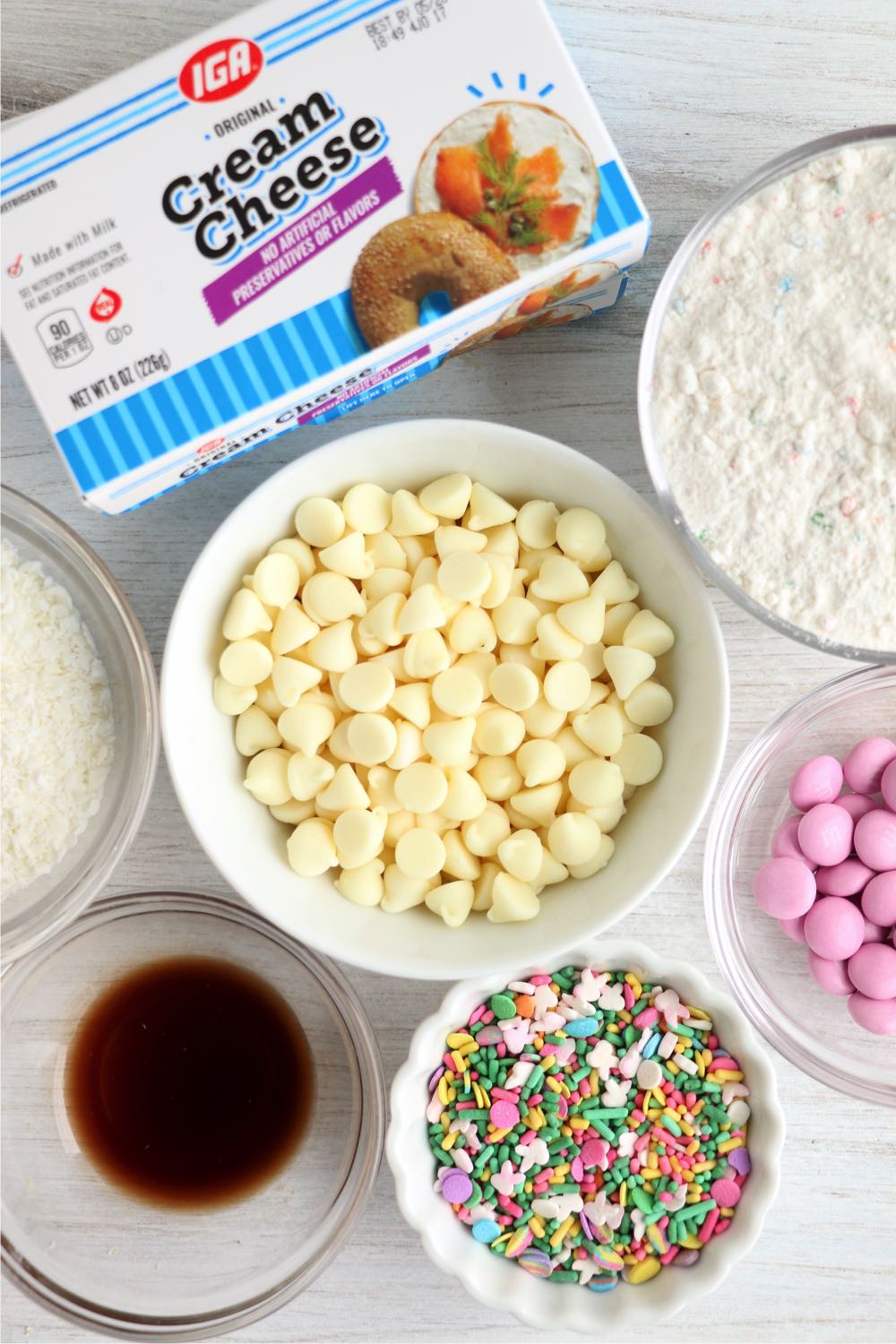 Ingredients for Easter cheese ball