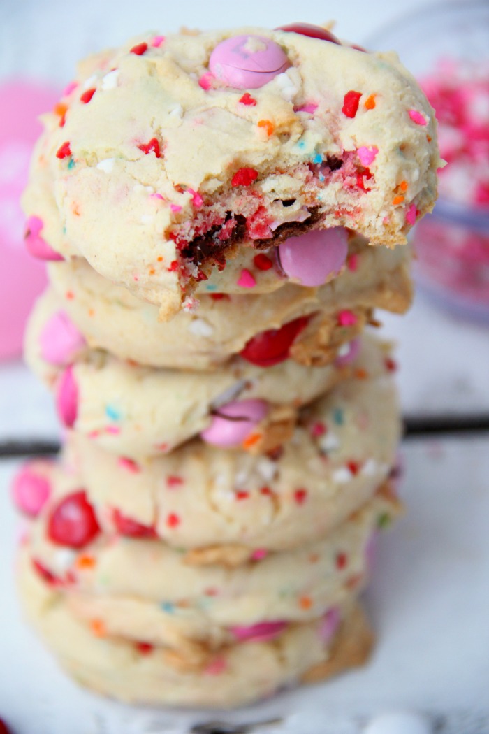5-Ingredient Funfetti Cake Mix Cookies - Easy, moist, cake-like cookie decorated with M&Ms and sprinkles.