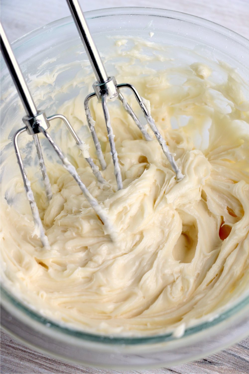 Adding vanilla in to carrot cake batter