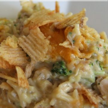 Chicken and Potato Chip Casserole - chicken, rice and broccoli covered in melted cheese and crisp potato chips!