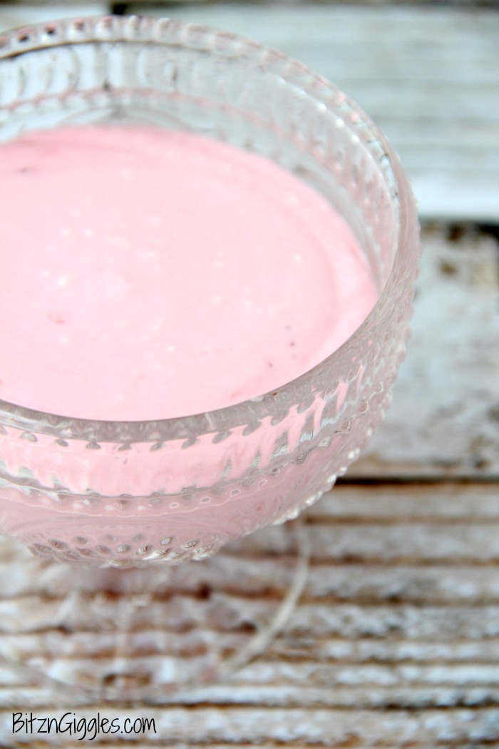 /cotton-candy-lip-scrub/