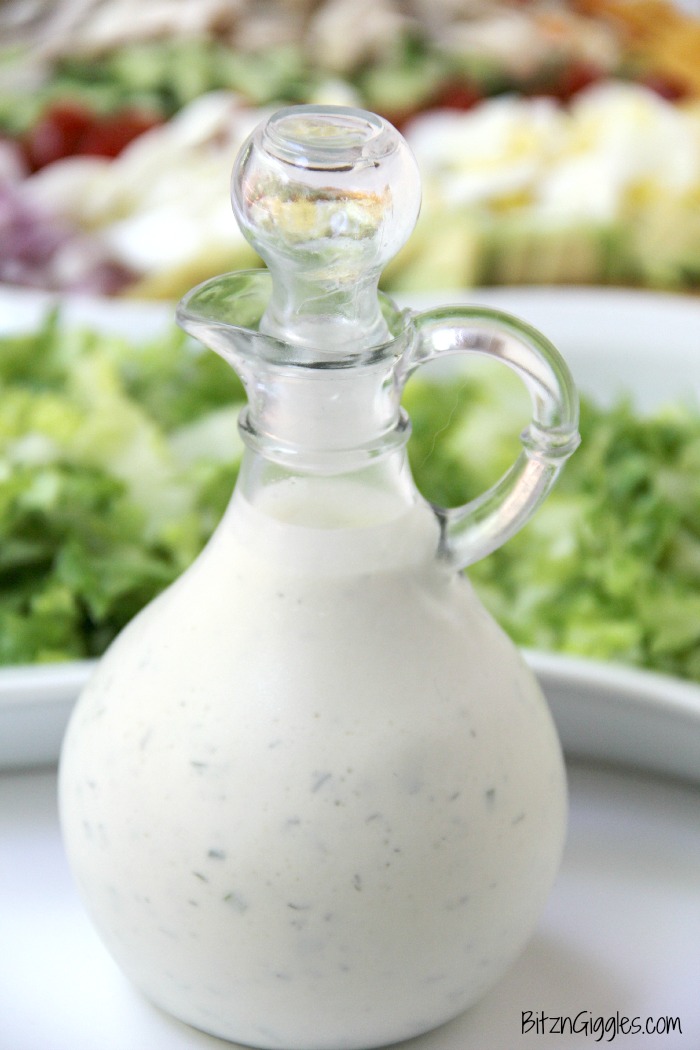 Homemade Buttermilk Ranch Dressing - A wonderful combination of herbs and spices brings this delicious buttermilk ranch dressing to life! Once you try this homemade ranch, you'll never go back to bottled!