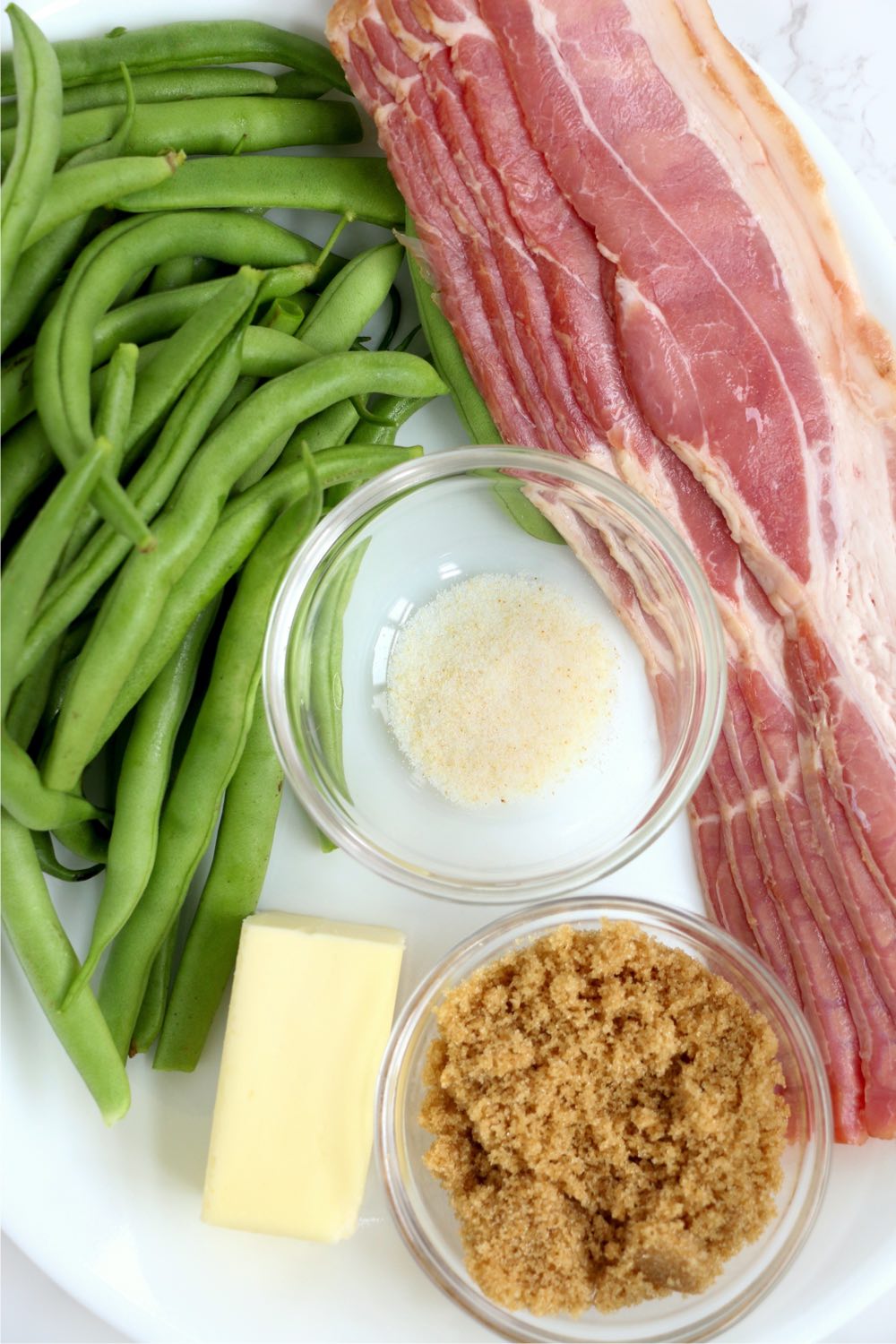 ingredients for making green bean bundles
