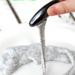 How to Make Magnetic Slime -Wondering how to make slime with magnetic qualities? This step-by-step tutorial is so helpful and even includes a video!