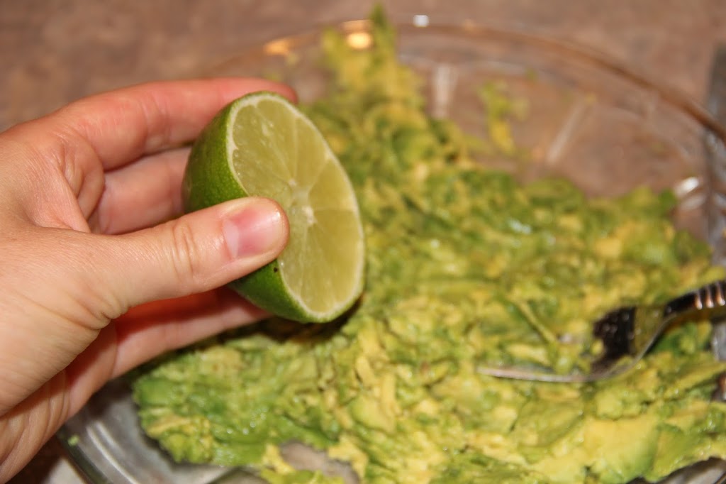 Pico de Gallo & Guacamole - An easy and delicious Pico de Gallo appetizer recipe perfect for dipping! So many fresh ingredients and so good for you, too!