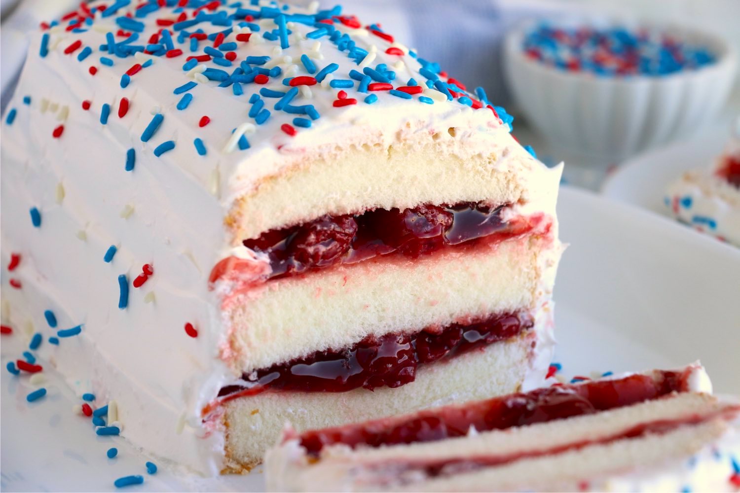 sliced no bake cherry torte