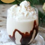 No Blend Frozen Mudslide - A decadent combination of rich chocolate and creamy vanilla! A delicious ice cream drink for adults - no blender required!