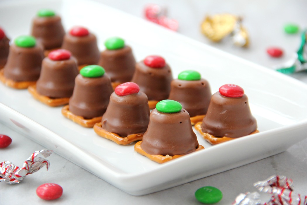 Peanut Butter Pretzel Bites - The whole family will love this simple and quick, three-ingredient sweet and salty treat. Great for gift giving as well!