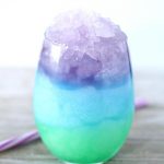 Mermaid Slush - A fun and colorful kid-friendly layered drink perfect for birthdays and parties! #slush #kidsdrink #slushie #BitznGiggles #mermaid