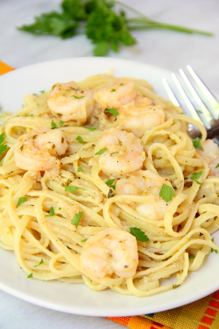 Shrimp Scampi - Flavorful shrimp covered with breadcrumbs, broiled and tossed with buttery linguine!