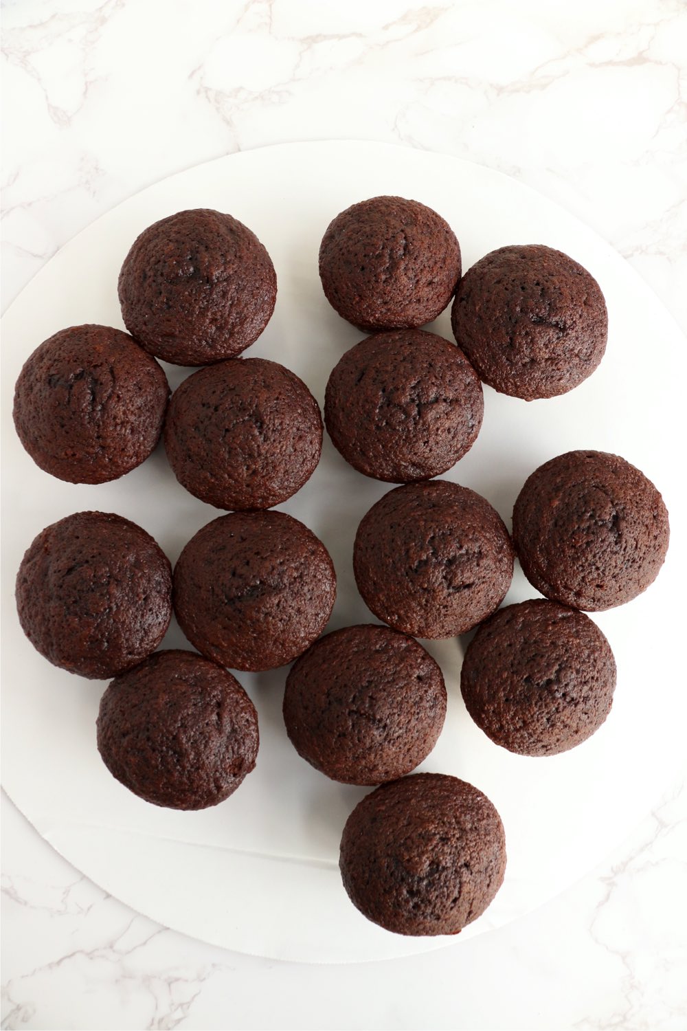 chocolate cupcakes in shape of shamrock