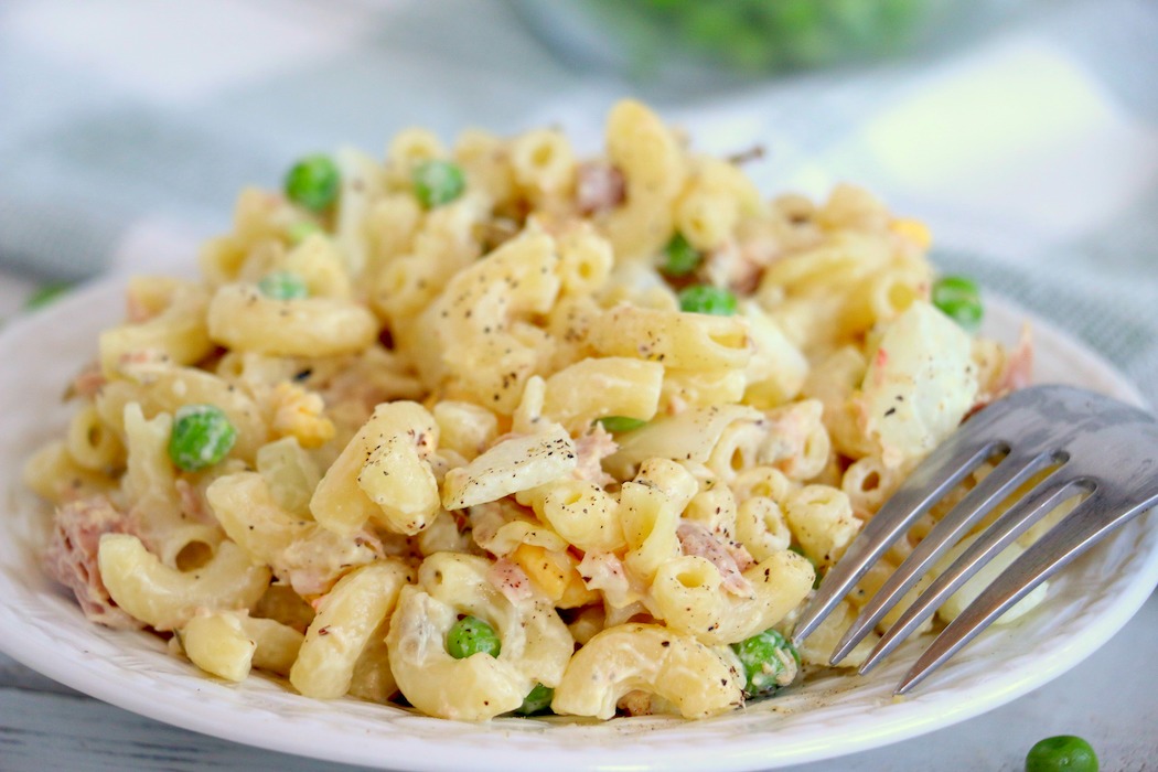 plate of tuna macaroni salad