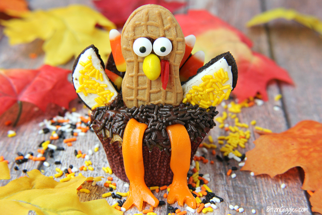 Tom Turkey Cupcakes - The cutest Thanksgiving dessert that will grace the table this year! These cupcakes make great projects for the classroom or at home!