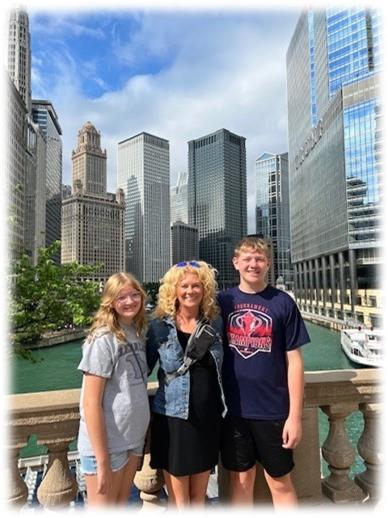 Sara Zenner, blogger at Bitz N Giggles